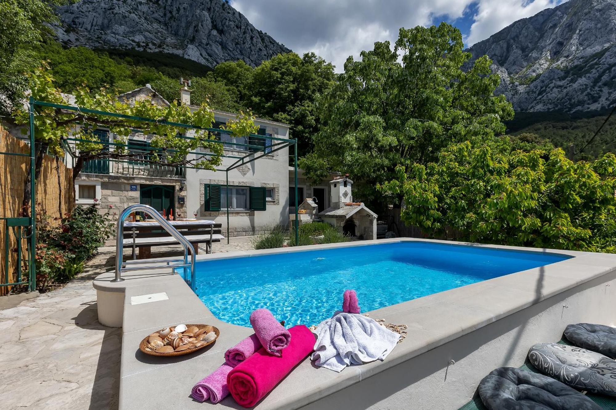 Holiday Home Marta With Heated Pool,Grill,Sea View Bast ภายนอก รูปภาพ
